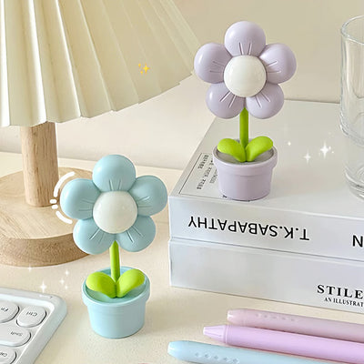 Danish Pastel Flower Desk Lamp